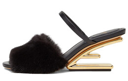 Fendi: Чёрные шлёпанцы 