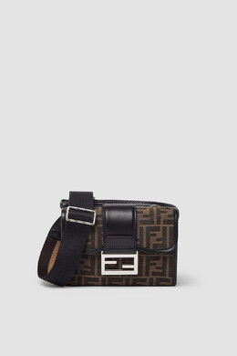 Fendi: Сумка  Baguette с надписями