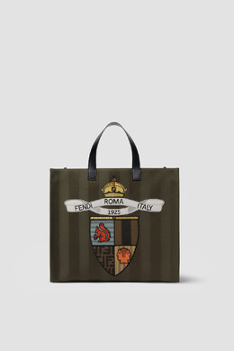 Fendi: Тёмная сумка 