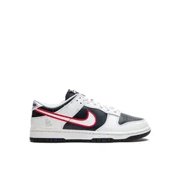 NIKE: Серебристые кроссовки  Dunk Low