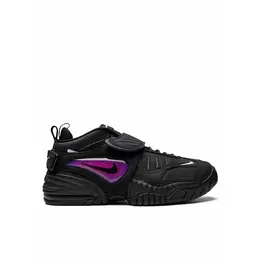 NIKE: Чёрные кроссовки  Air