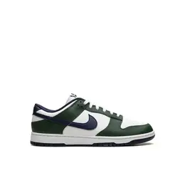 NIKE: Серебристые кроссовки  Dunk Low