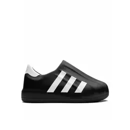 adidas: Чёрные кроссовки  Superstar