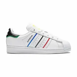 adidas: Белые кеды 