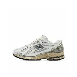 New Balance: Белые кроссовки  1906R