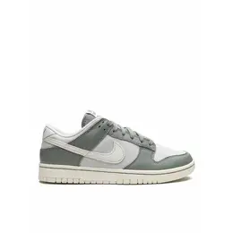 NIKE: Серебристые кеды  Dunk Low Retro