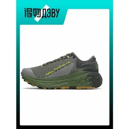 New Balance: Зелёные кроссовки 
