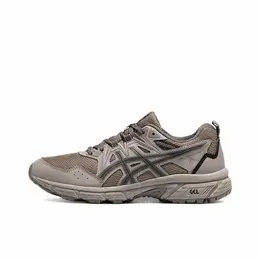 ASICS: Бежевые кроссовки  Gel-Venture 8