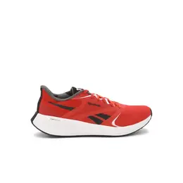 Reebok: Красные кроссовки 