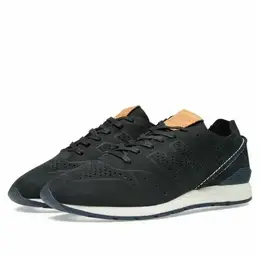 New Balance: Чёрные кроссовки 