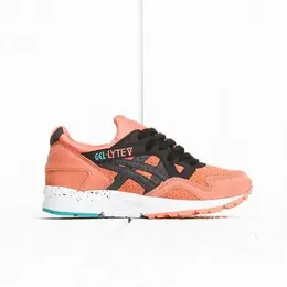 ASICS: Чёрные кроссовки 