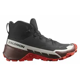 Salomon: Чёрные кроссовки 