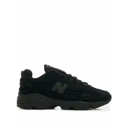 New Balance: Чёрные кроссовки 