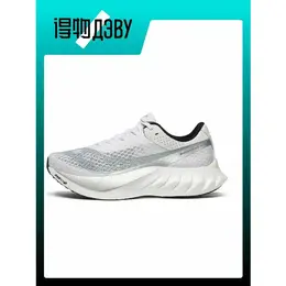 Saucony: Кроссовки 