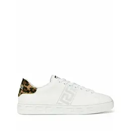 Versace: Белые кроссовки  Greca