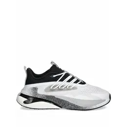 adidas: Белые кроссовки 