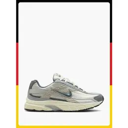 Nike: Серые кроссовки 