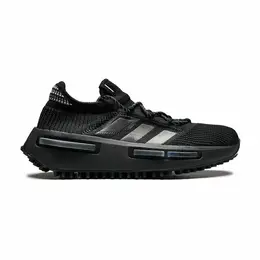 adidas: Чёрные кроссовки 