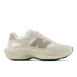 New Balance: Бежевые кроссовки 