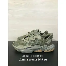 adidas: Зелёные кроссовки 
