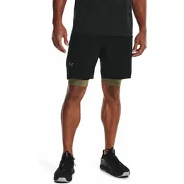 Under Armour: Чёрные шорты 