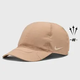 NIKE: Бежевая кепка 