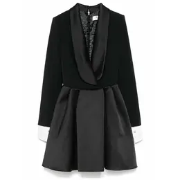 Elisabetta Franchi: Чёрное платье 