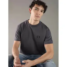 Calvin Klein Jeans: Тёмная футболка 
