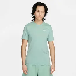 NIKE: Светлая футболка  Club
