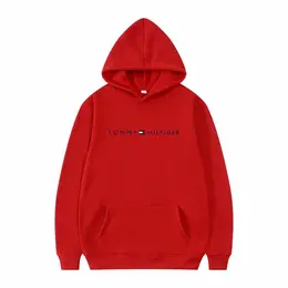 Tommy Jeans: Красная толстовка 