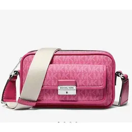 MICHAEL KORS: Розовая сумка 