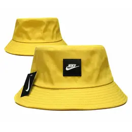 NIKE: Жёлтая шапка 