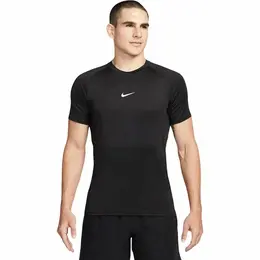 NIKE: Спортивная футболка  Dri FIT