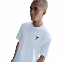 NIKE: Спортивная футболка 