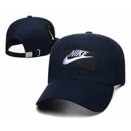 NIKE: Синяя шапка 