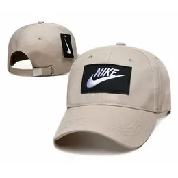 NIKE: Шапка цвета хаки 