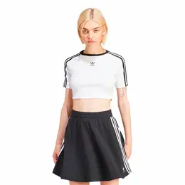 adidas: Спортивная футболка 