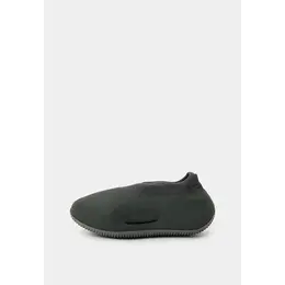adidas YEEZY: Серые кроссовки 