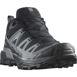 Salomon: Чёрные кроссовки 