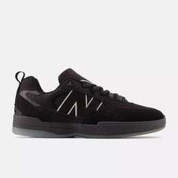 New Balance: Чёрные кроссовки 