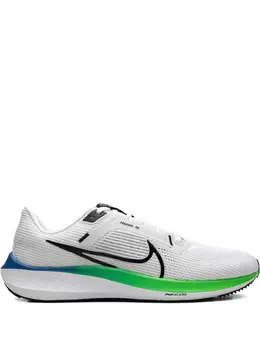 Nike: Зелёные кроссовки 
