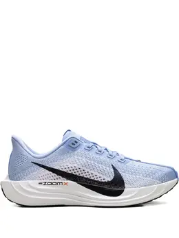 Nike: Чёрные кроссовки  Plus