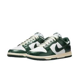 Nike: Белые кроссовки  Dunk Low