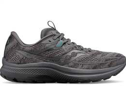 Saucony: Кроссовки 