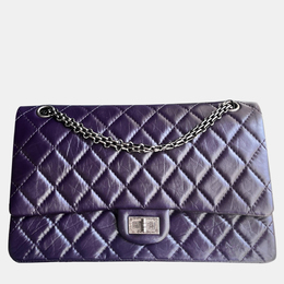 Chanel: Фиолетовая сумка 