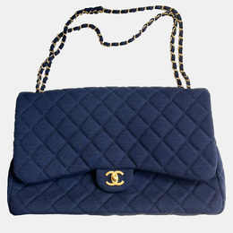 Chanel: Голубая сумка 