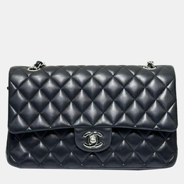 Chanel: Чёрная сумка 