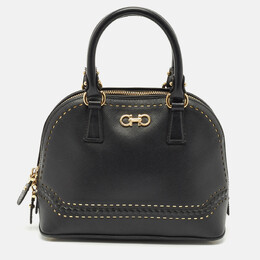 Salvatore Ferragamo: Чёрная сумка 