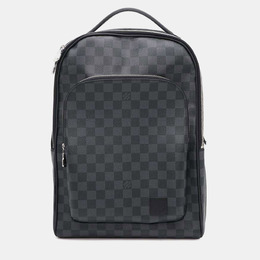 Louis Vuitton: Чёрный рюкзак 