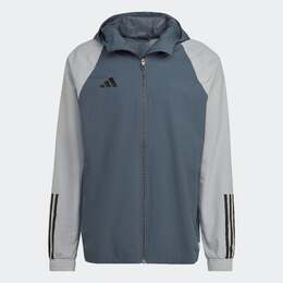 Adidas: Светлая куртка  Tiro